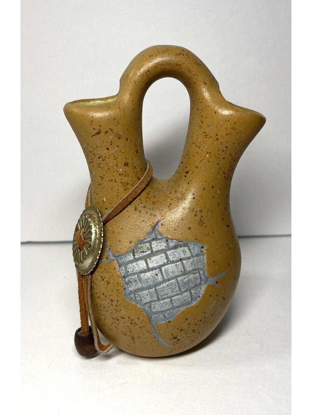 Native American Signed Wedding Vase Carved 1990 Oklahoma ~6" Inch Brown